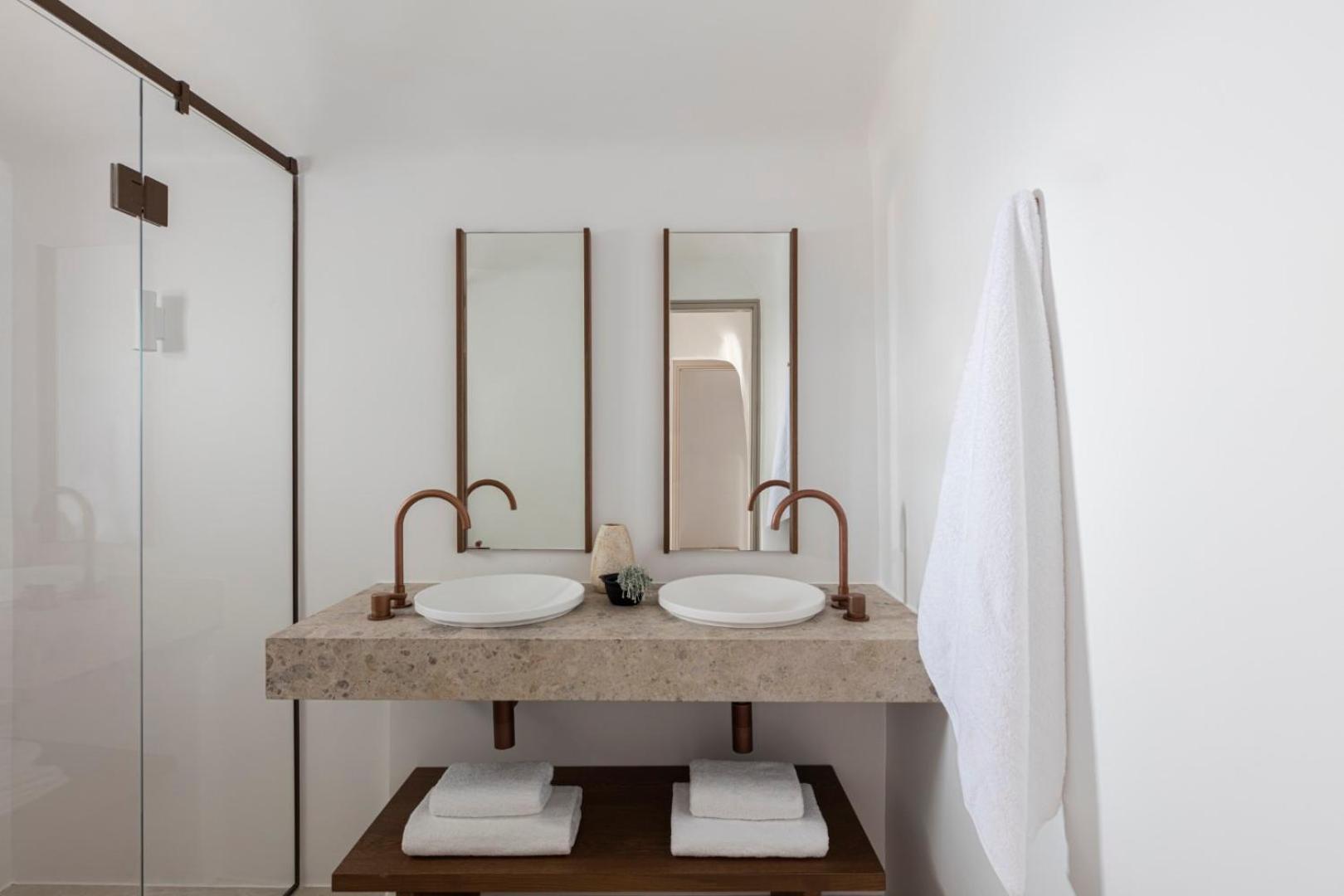 אויה Canaves Ena - Small Luxury Hotels Of The World מראה חיצוני תמונה